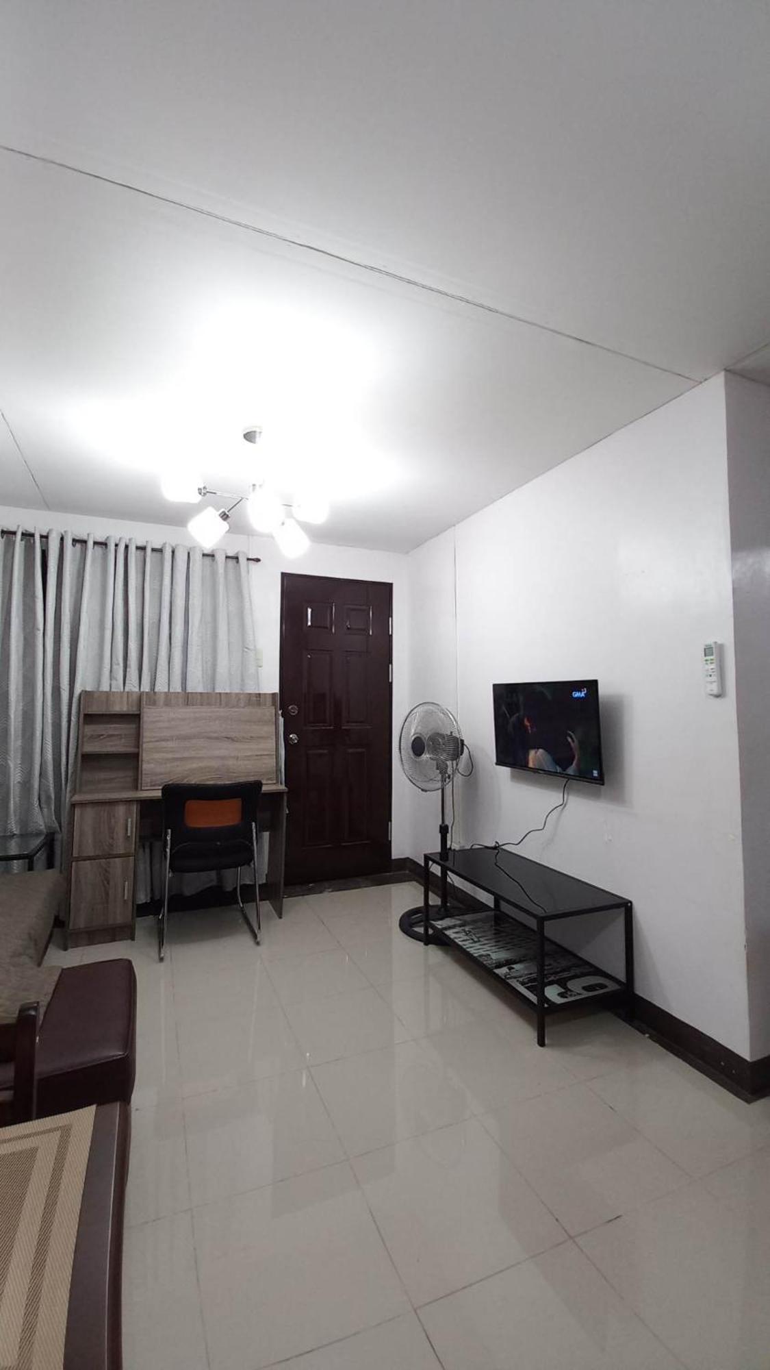 2 Bedroom House At Deca Homes Talomo Davao Stadt Exterior foto